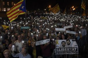 Independentistas catalanes inician huelga de hambre