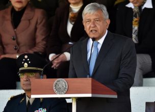 López Obrador comienza con todo: Anuncia venta de avión presidencial