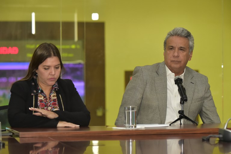 Renuncia investigada vicepresidenta de Ecuador
