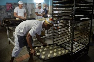 Falta de harina complica abastecimiento de pan en Cuba