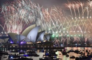 Kiribati, Nueva Zelanda y Australia recibieron al 2020 con espectacular show pirotécnico