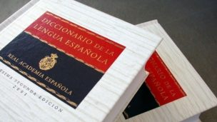 Que no lo corrijan: estas son las nuevas palabras aceptadas por la RAE