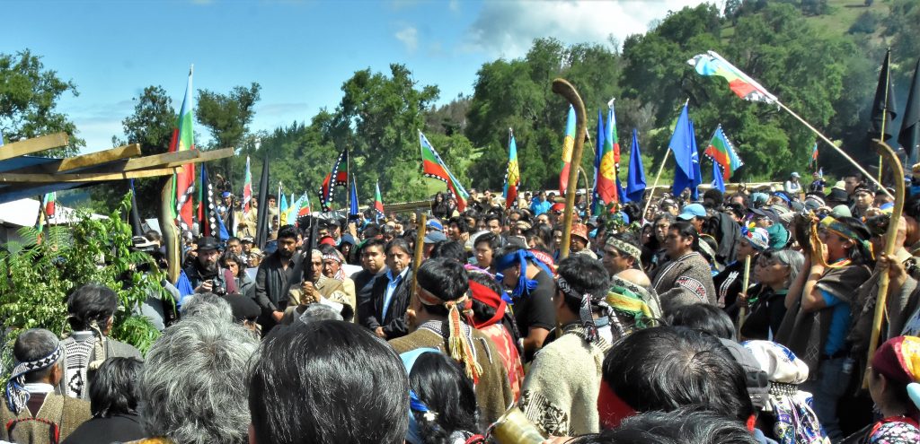 Líderes mapuches condicionan diálogo con el Gobierno