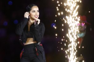 ¡Sin pijama! Así fue el show de Becky G en la Teletón 2018