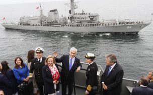 Fotos: Presidente Piñera destaca labor de la Armada en su Bicentenario