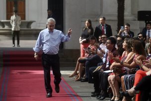 Presidente Piñera encabeza consejo de gabinete en Quillota