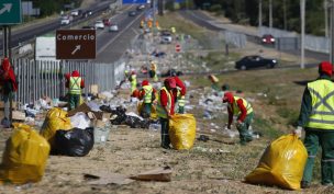 Devotos de Lo Vásquez ensucian peregrinación con 35 toneladas de basura