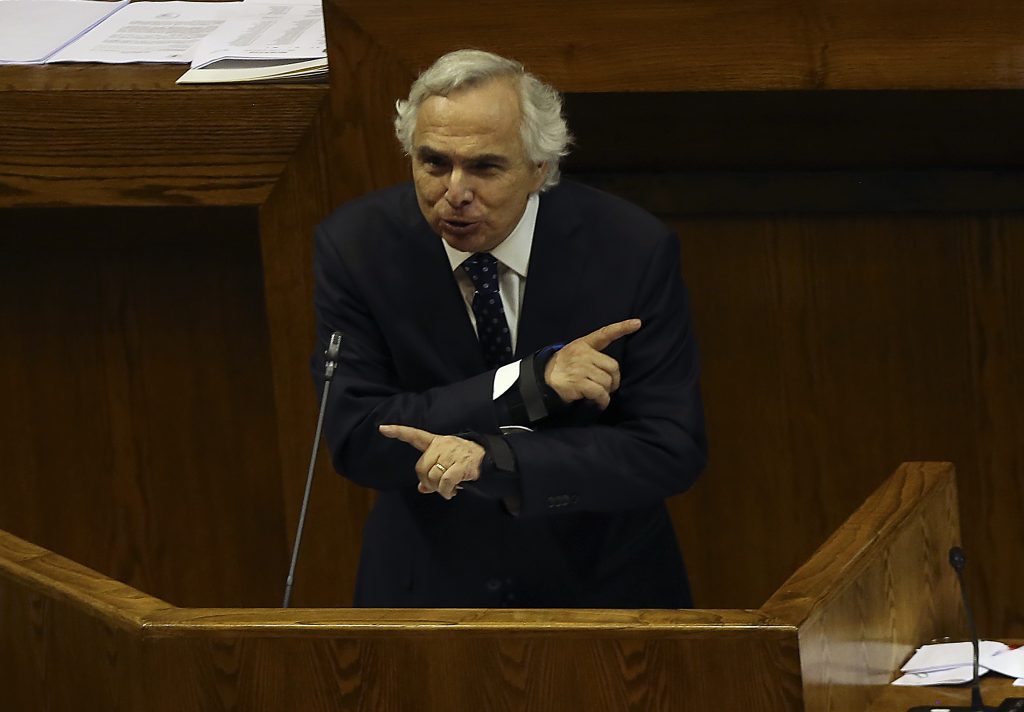Ministro del Interior Andrés Chadwick: “No he pensado en renunciar”