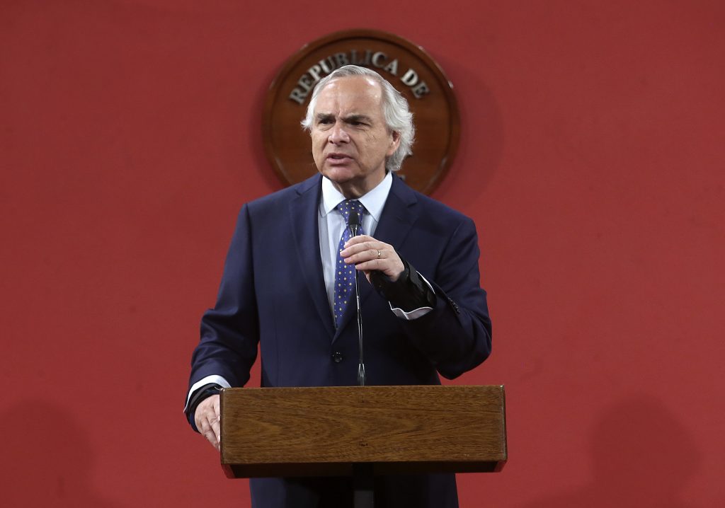 Chadwick sobre reforma para remover altos mandos: “Las lecciones se aprenden”