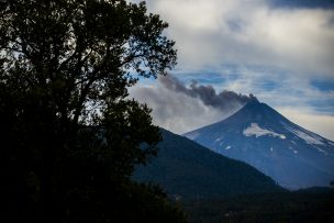 Complejo volcánico Planchón Peteroa registró una nueva actividad