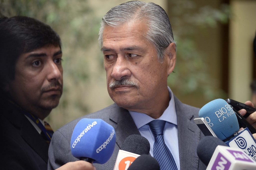 Diputado Meza aseguró que “en TVN había sexo por segundos” en pantalla