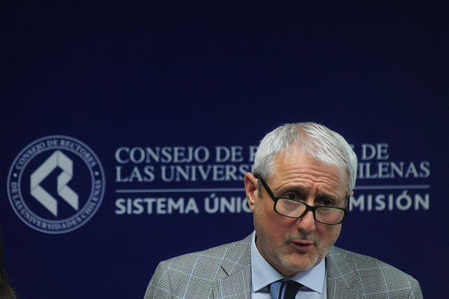 Rector Aldo Valle: “Lo extraño sería que en Chile las asimetrías socioeconómicas no se vieran reflejadas en la PSU”