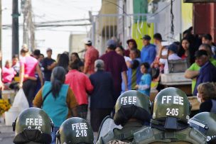 Comerciantes ambulantes de Concepción se enfrentaron con Carabineros