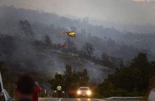 CONAF apuesta a helicópteros y aeronaves menores para combate de incendios