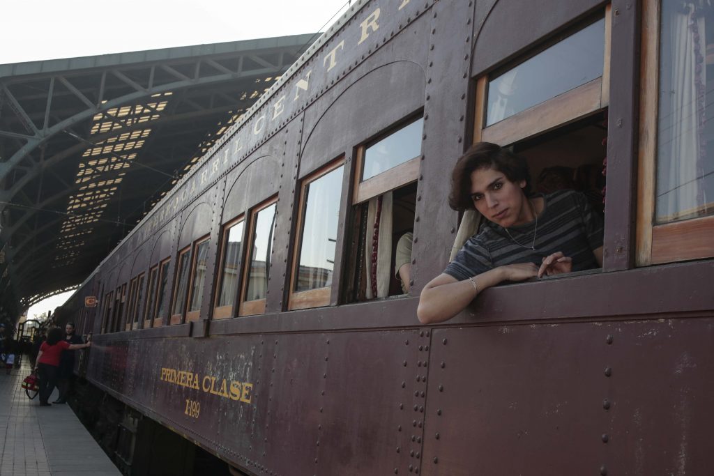 Capitalinos y porteños creen “muy necesario” el tren entre Santiago y Valparaíso