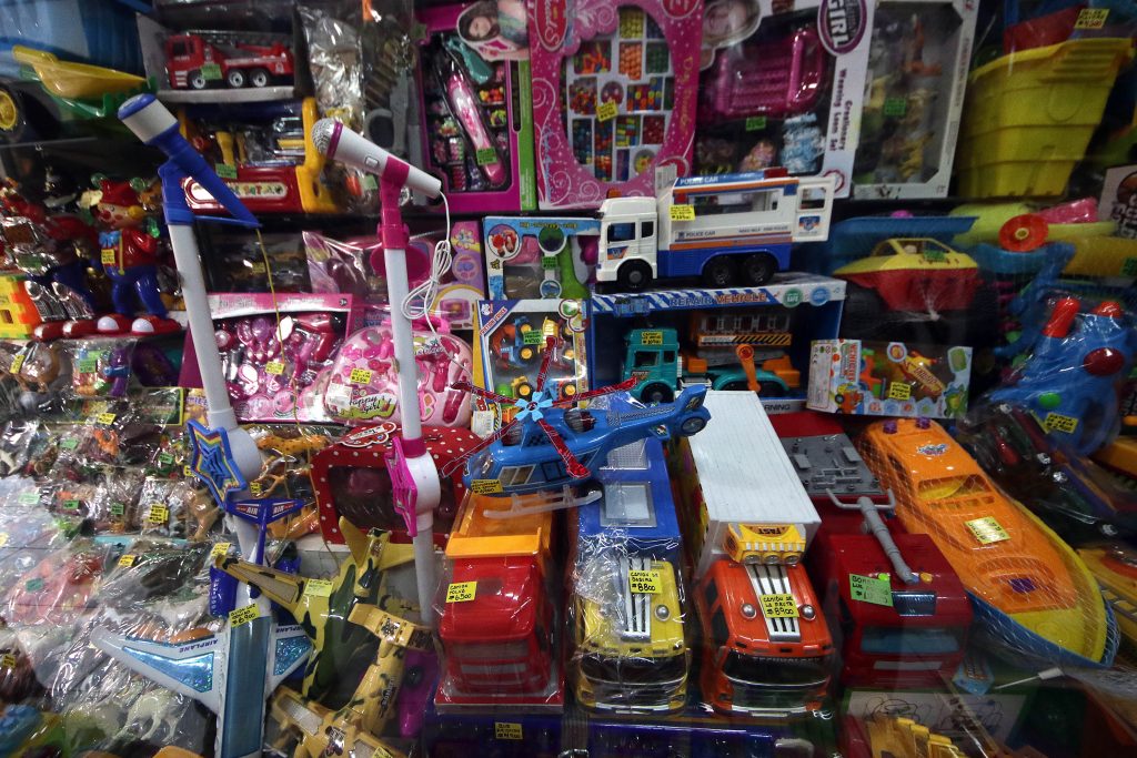 Bridepi incauta más de 7 mil productos falsos para niños en Meiggs