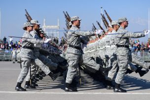 AK-47, 105 corvos, 3 machetes: Fiscalía suma 9 imputados por robo y tráfico de armas en el Ejército