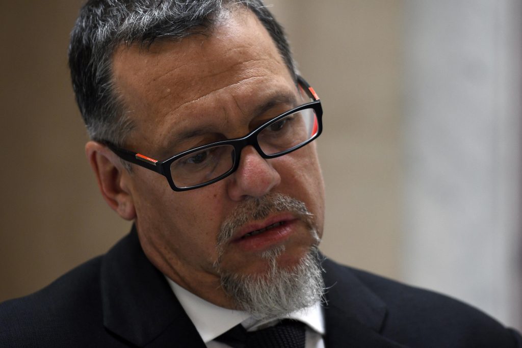 Senador Lagos Weber: “Lo más importante es actuar con mesura para no crear una falsa sensación de mejoría”