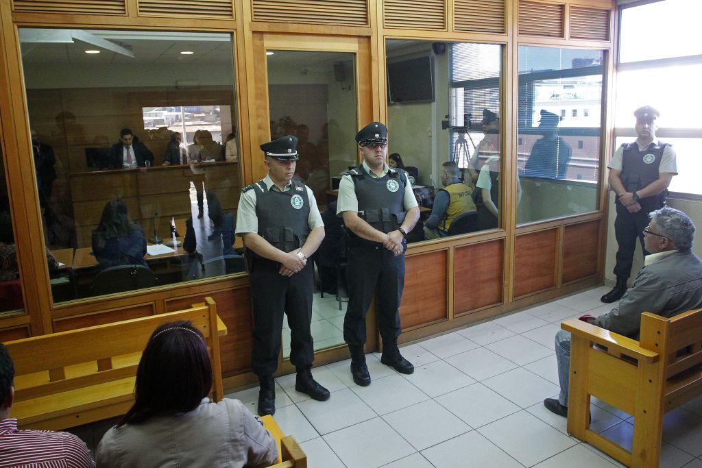 Condenan a carabinero a cinco años y un día por homicidio simple