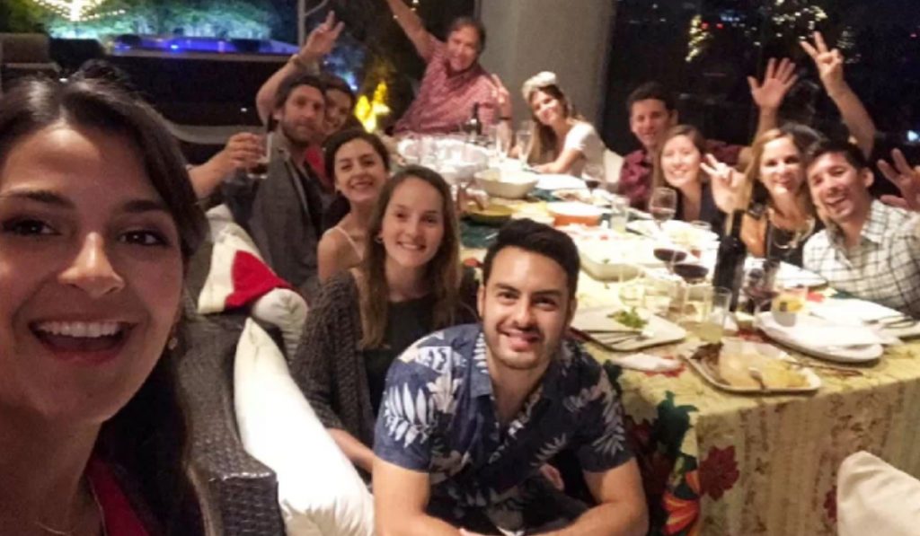 De musicales a “pedicure festivo”: Así prepararon la Navidad los rostros de la televisión