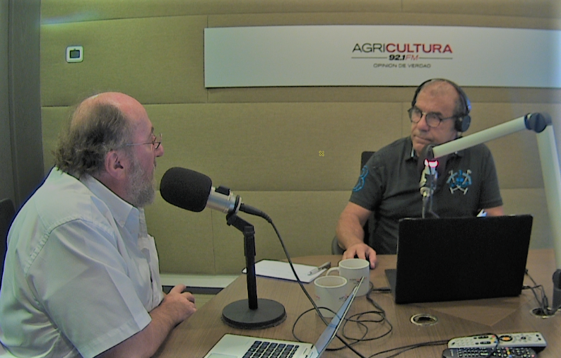 Sergio Melnick:”El General Villalobos y el alto mando permitieron que se basureara al carabinero de la calle”