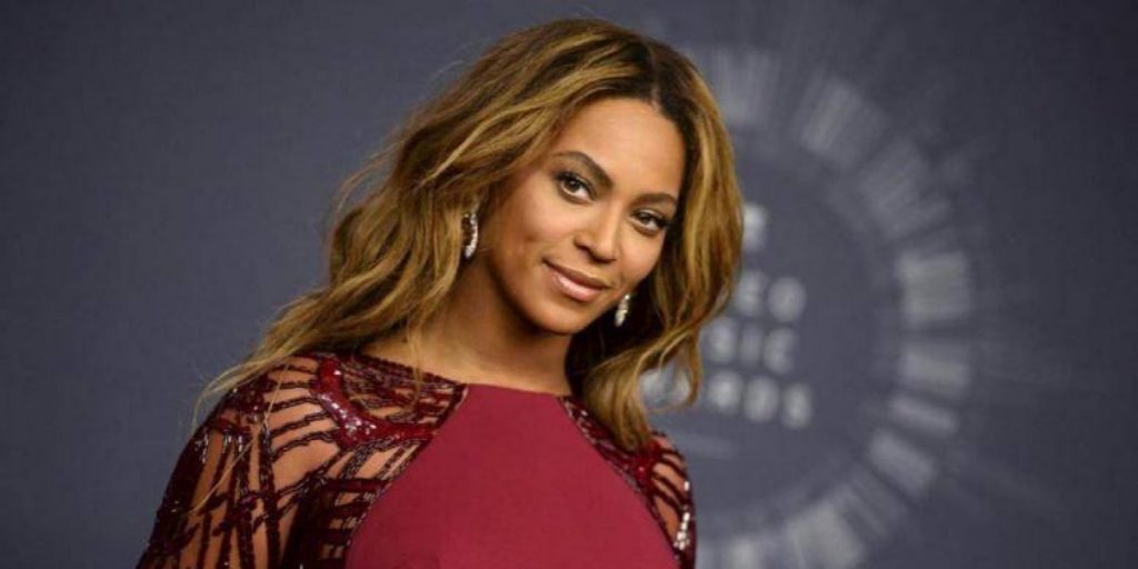 Beyoncé en el concierto del centenario del nacimiento de Mandela