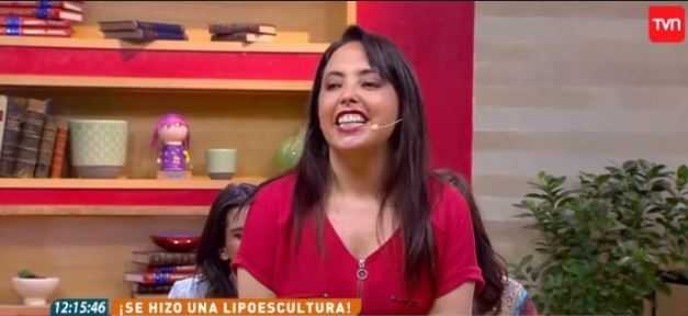 “Chiqui” Aguayo se destapó y lució su fantástico cuerpo en el matinal de TVN