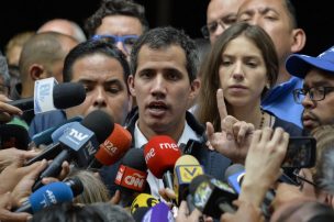 Guaidó convoca a manifestaciones para miércoles y sábado contra Maduro