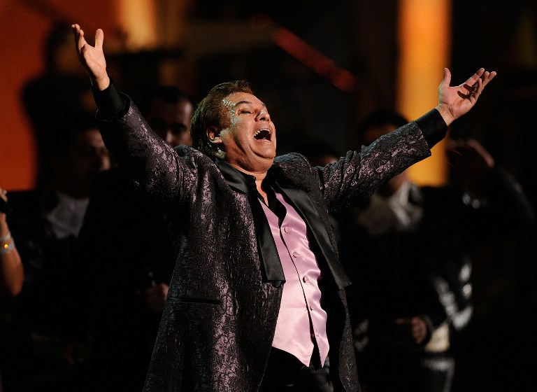 Los memes que dejó la no “resurrección” Juan Gabriel