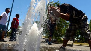 Declaran Alerta Preventiva en la RM por altas temperaturas: Podría provocar incendios