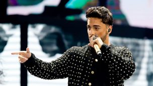 Maluma enamora a sus fanáticas con romántica publicación dedicada a su novia