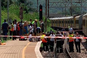 Accidente de trenes en Sudáfrica deja 3 muertos y 200 heridos