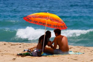 38°C en Valparaíso y 36°C en Santiago: Ola de calor afectará desde Coquimbo hasta el Ñuble