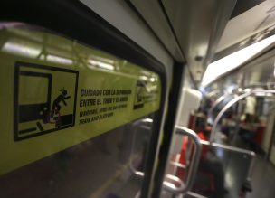 Metro de Santiago condena cuenta pirata de Instagram que promueve el acoso