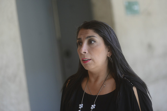 Intendenta Karla Rubilar por la contaminación del agua: “Se encontró contaminantes del río que va hacia Valle Nevado”
