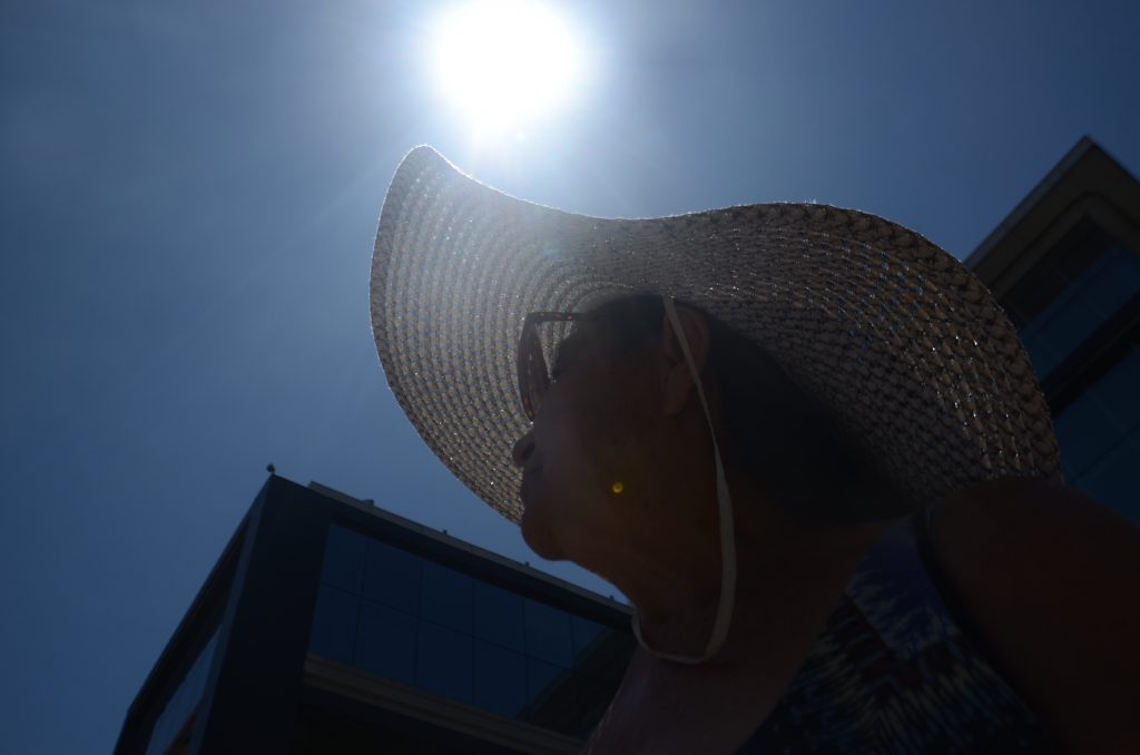 Emiten alerta meteorológica por altas temperaturas entre Valparaíso y Aysén