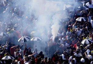 Tienen entradas y bengalas: Garra Blanca lanza segunda advertencia para reubicar a la hinchada de River Plate