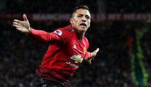 Alexis volvió a las canchas con un triunfo y un pase gol