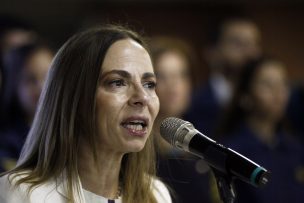 Ministra respalda que estación de Metro lleve nombre de destacada mujer chilena