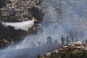 Onemi declara Alerta Roja en Viña del Mar por incendio en población Las Pataguas