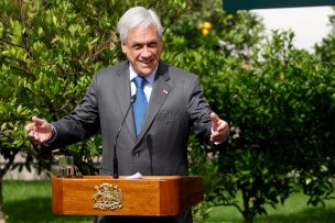 Presidente Piñera estima que bencinas seguirán bajando: Un 