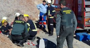 Se complica rescate de niño de dos años atrapado en un pozo de más de 100 metros en España