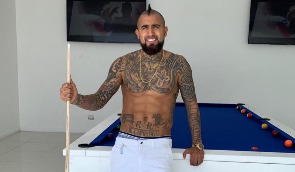 La “explosiva” y controversial travesura de Arturo Vidal tras celebración de Año Nuevo