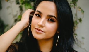 ¿En el hospital? La preocupante publicación de Becky G y confesión de difícil momento