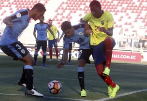 Uruguay le ganó a Ecuador y se repuso de la caída en la primera fecha