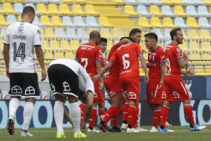 Universidad Católica vence a Colo Colo de Mario Salas que no sabe de victorias