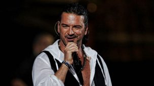 ¡Nadie lo reconoció! Ricardo Arjona reveló su mala experiencia al cantar en el metro de Nueva York