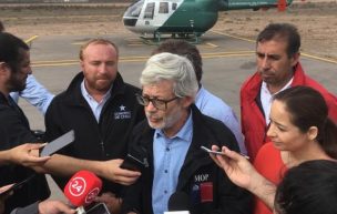 Ministro MOP realiza sobrevuelo en zona afectada y hace balance por sismo 6,7 Richter