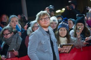 El cantante Ed Sheeran contrajo matrimonio con su amiga de infancia