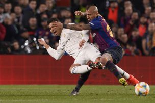 Arturo Vidal entra desde el banco en el empate del FC Barcelona y el Real Madrid en Copa del Rey